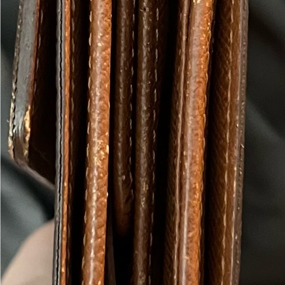 Louis Vuitton Monogram Wallet - Picture 8 of 9
